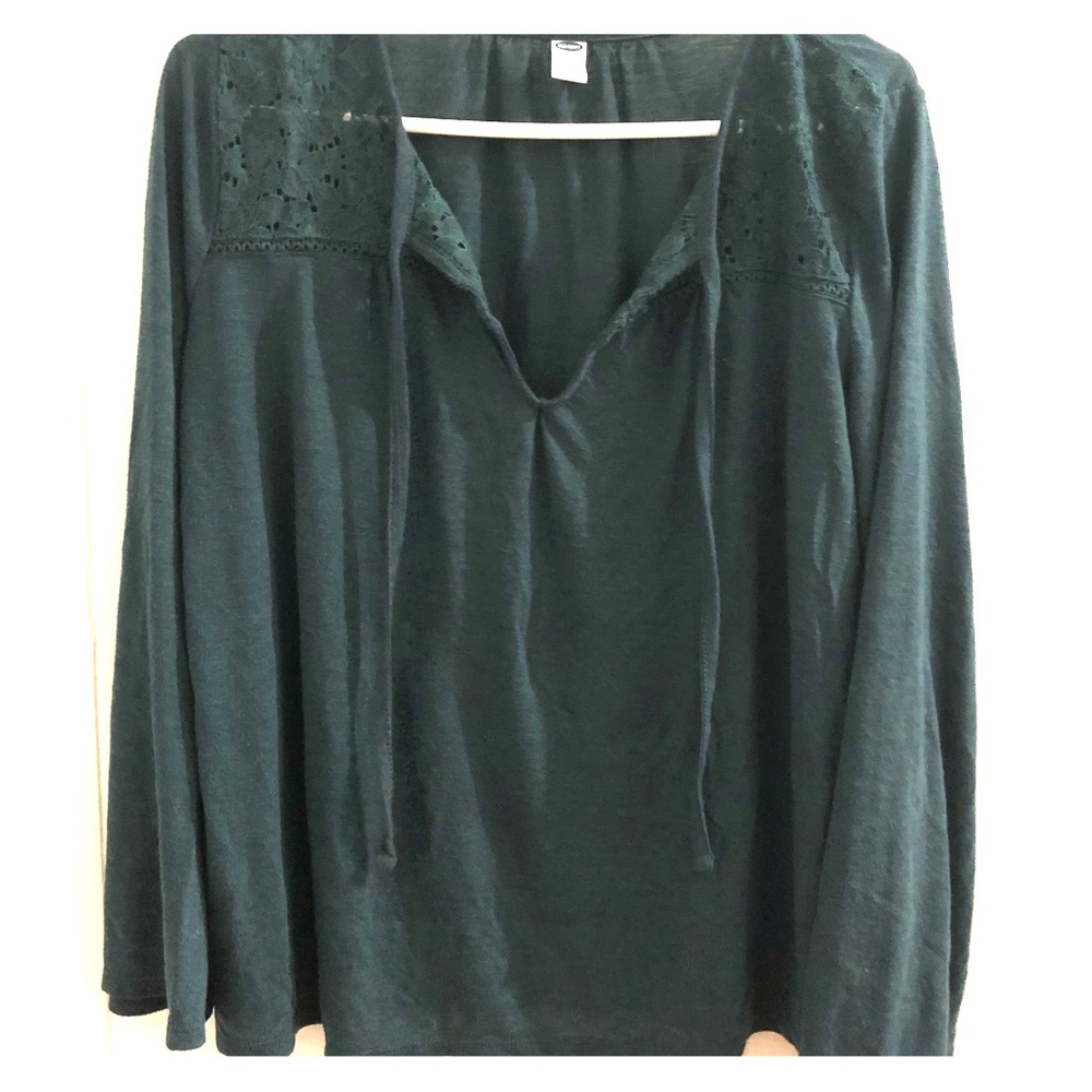 Old Navy Lace Top with bell sleeves